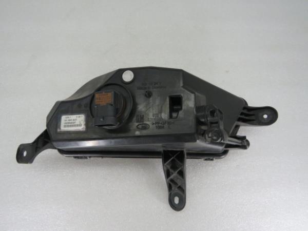 Left front fog light OPEL Astra K Sports Tourer Imagem-3