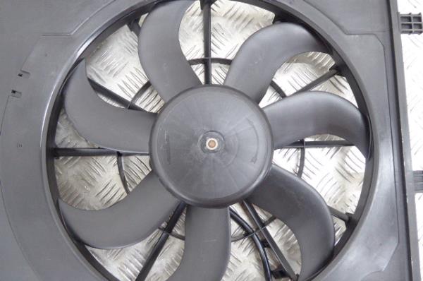 Termoventilador / motoventilador SKODA Fabia II Hatchback (542, 5J) Imagem-3