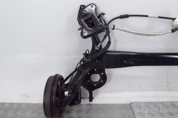 Assale posteriore a tamburo FIAT 500L (351_, 352_) Imagem-1