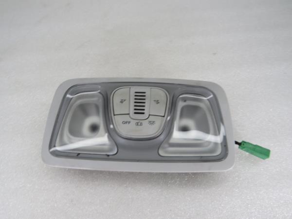 Plafoniera anteriore FIAT 500L (351_, 352_)