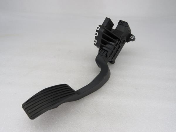 Pédale d'accélérateur FIAT 500L (351_, 352_)