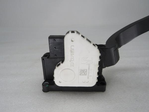 Pedal do acelerador FIAT 500L (351_, 352_) Imagem-4