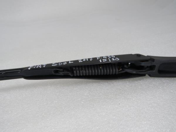 Braccio del tergicristallo anteriore destro FIAT 500L (351_, 352_) Imagem-6