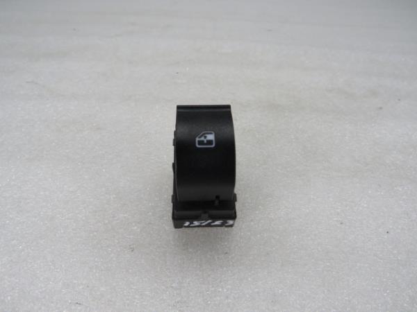 Mando / interruptor elevalunas delantero derecho FIAT 500L (351_, 352_)