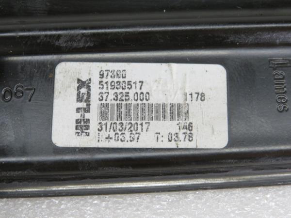 Alzavetro anteriore destro FIAT 500L (351_, 352_) Imagem-9