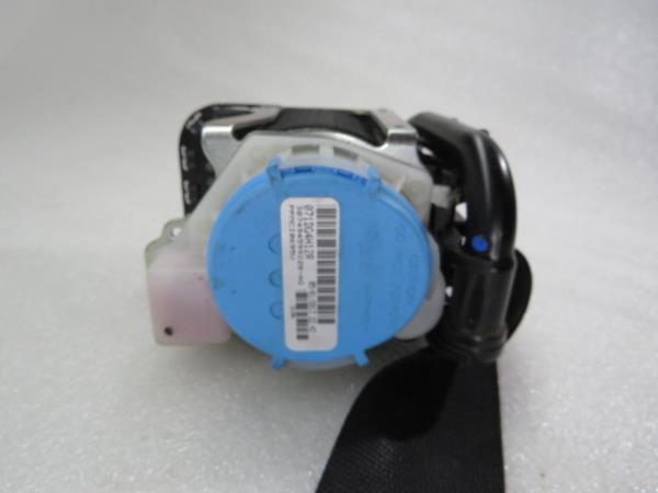 Right front seatbelt pretensioner MERCEDES-BENZ Classe A (W176) Imagem-6