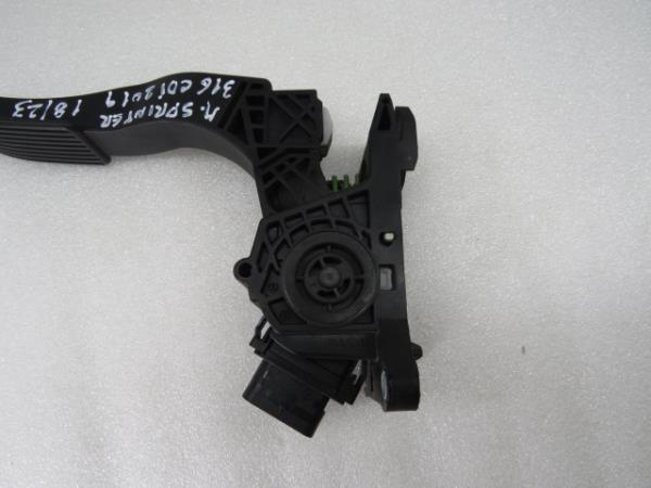 Accelerator Pedal MERCEDES-BENZ Sprinter 3,5-t (907, 910) Imagem-3