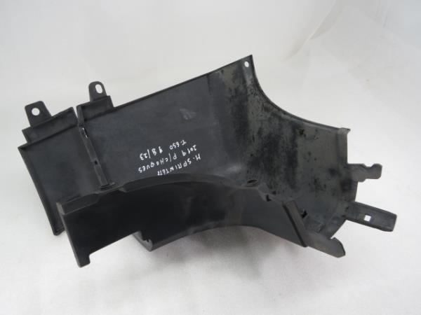 Plastica generica MERCEDES-BENZ Sprinter 3,5-t (907, 910) Imagem-3