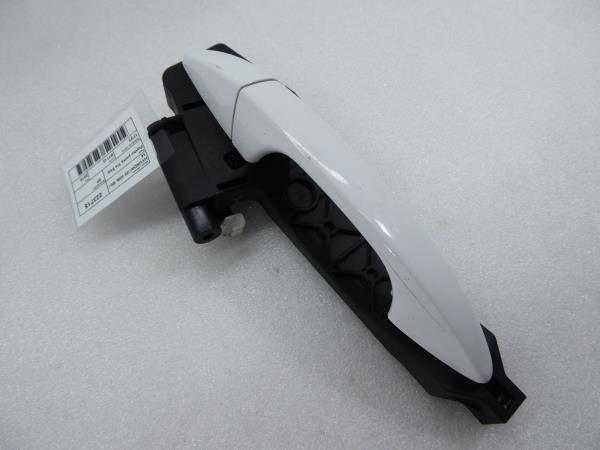 Poignée de porte arrière gauche HYUNDAI i20 (GB)