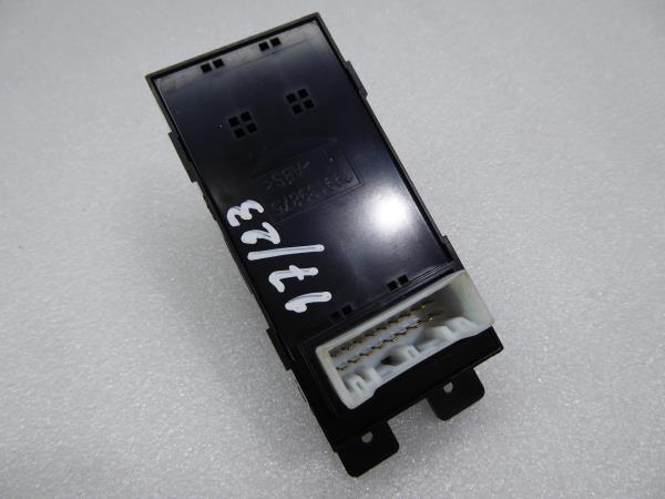 Left Front window control HYUNDAI i20 (GB) Imagem-1