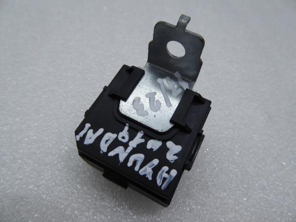 Botão / interruptor electromecânico / relé HYUNDAI i20 (GB)