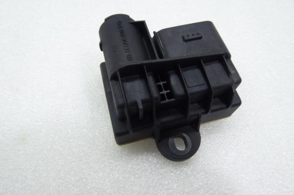 Pulsante / interruttore elettromeccanico MERCEDES-BENZ Sprinter 3,5-t (907, 910) Imagem-1