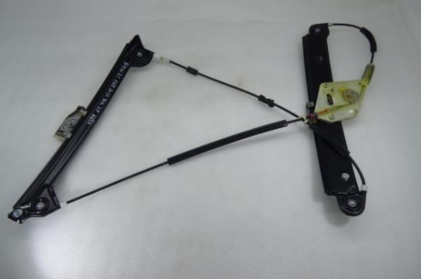 Elevalunas delantero derecho BMW 1 (E81)