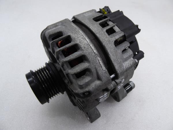 Alternador PEUGEOT 5008 II (M_)