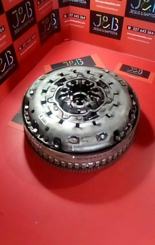 Volante motor NISSAN Qashqai II (J11)