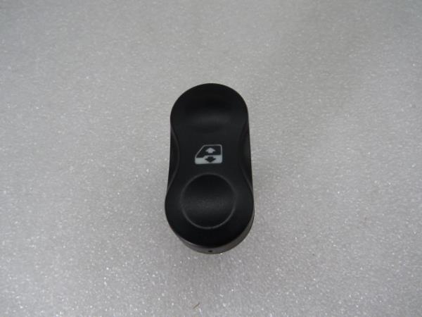 Comando / interruttore alzacristallo anteriore destro DACIA Sandero (BS_)