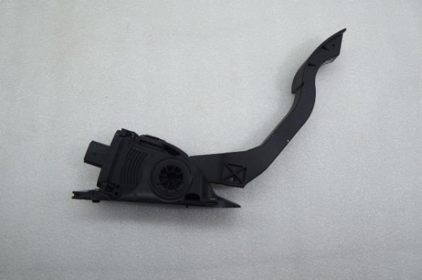 Accelerator Pedal FORD C-Max II (DXA/CB7, DXA/CEU)