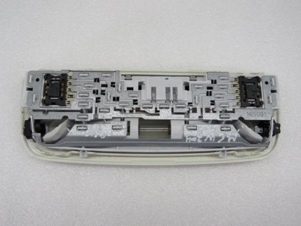 Front seat light MERCEDES-BENZ Classe C (W204) Imagem-3