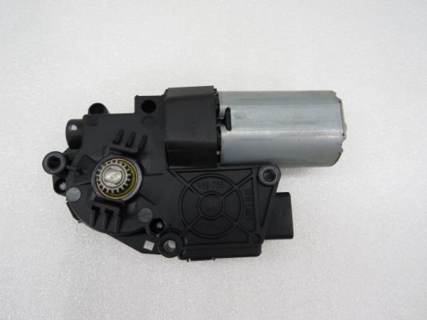 Moteur toit ouvrant MERCEDES-BENZ Classe C (W204)