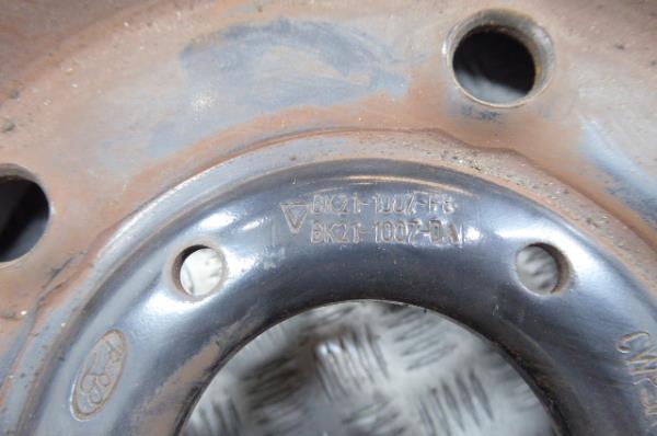 Pneu suplente FORD Transit Kombi Imagem-5