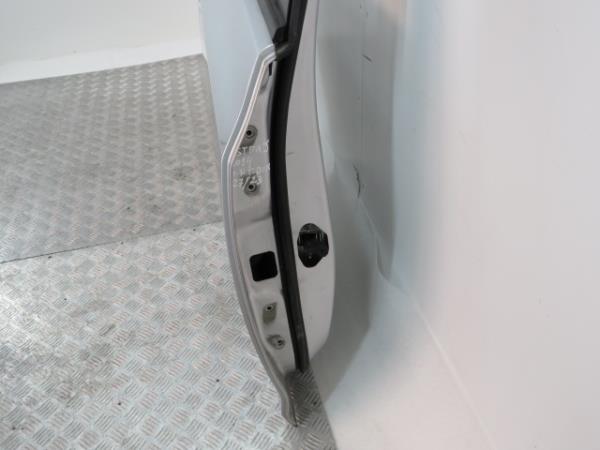 Right rear door OPEL Astra J Imagem-3