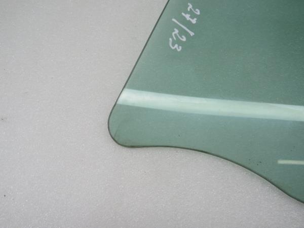 Left front door glass OPEL Astra J Imagem-2