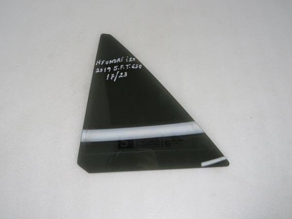 Left rear triangle window HYUNDAI i20 (GB)