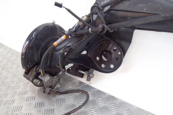 Essieu arrière à tambours HYUNDAI i20 (GB) Imagem-2