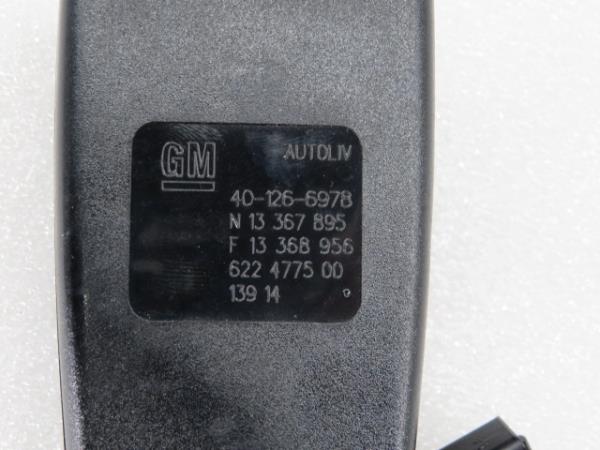 Left front seatbelt pretensioner OPEL Astra J Imagem-3