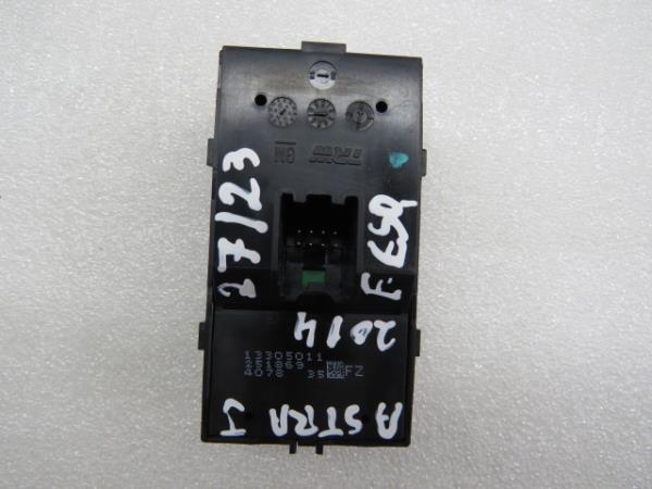 Left Front window control OPEL Astra J Imagem-3