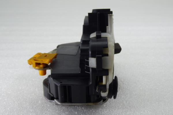 Rear Right Door Lock OPEL Astra J Imagem-3