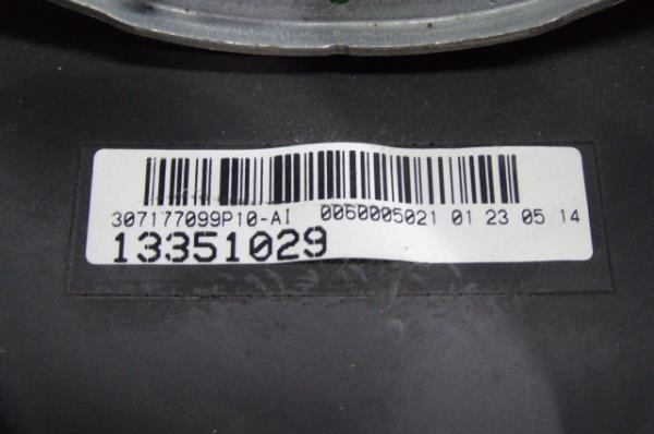 Steering wheel OPEL Astra J Imagem-4