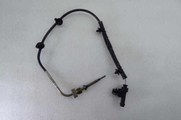 Lambda sensor OPEL Astra J