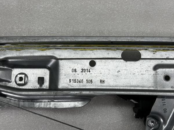 Right rear window regulator OPEL Astra J Imagem-3