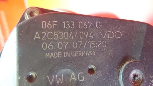 Attuatore / Motore valvola collettore di aspirazione AUDI TT (8J3) Imagem-4