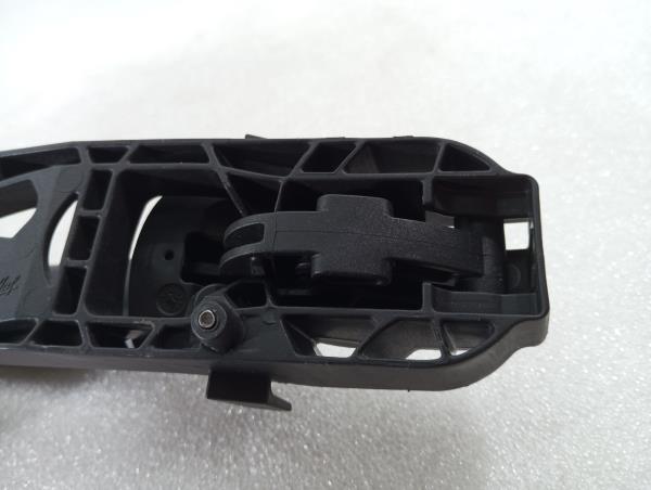 Puxador porta frente esquerda MERCEDES-BENZ Sprinter 3,5-t (907, 910) Imagem-4