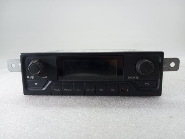 Rádio / auto-rádio MERCEDES-BENZ Sprinter 3,5-t (907, 910)