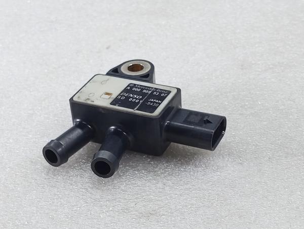 MAP sensor MERCEDES-BENZ Sprinter 3,5-t (907, 910) Imagem-1