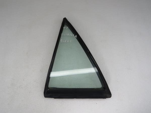 Left rear triangle window TOYOTA Corolla Sedan (_E11_)