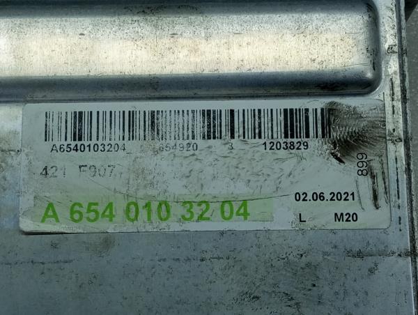 Radiador do intercooler MERCEDES-BENZ Sprinter 3,5-t (907, 910) Imagem-3