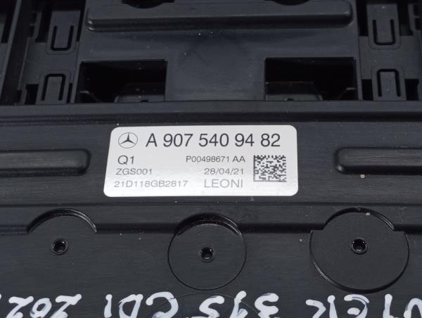 Botão / interruptor electromecânico / relé MERCEDES-BENZ Sprinter 3,5-t (907, 910) Imagem-2