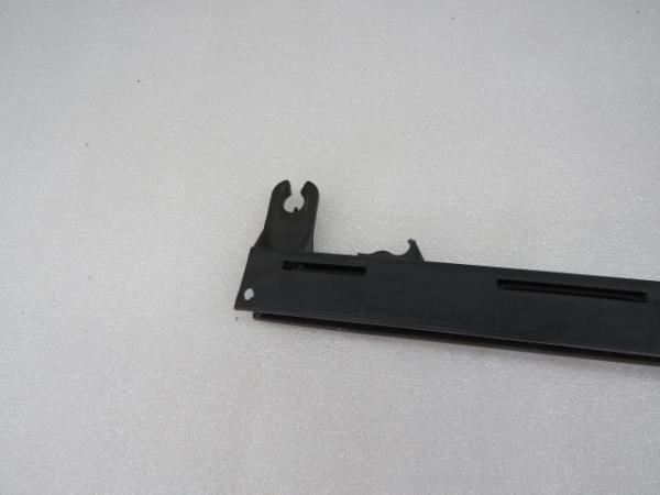 Vitre triangulaire avant gauche PEUGEOT 3008 I (0U_) Imagem-1