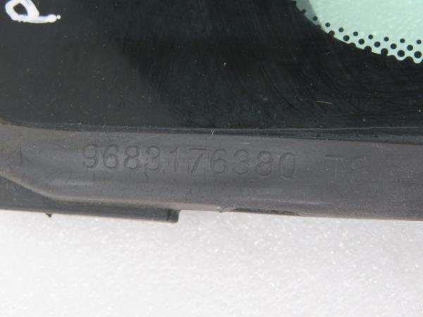 Vitre triangulaire avant gauche PEUGEOT 3008 I (0U_) Imagem-6