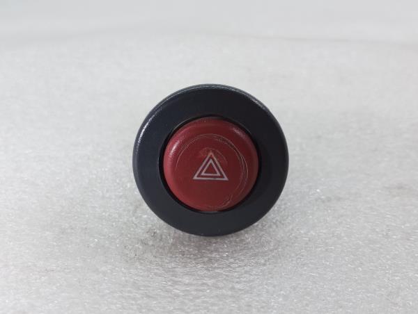 Bouton / interrupteur électromécanique  MITSUBISHI Canter (FB7, FB8, FE7, FE8) VII