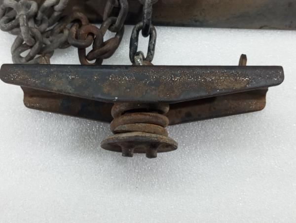 Support de roue de secours MITSUBISHI Canter (FB7, FB8, FE7, FE8) VII Imagem-7