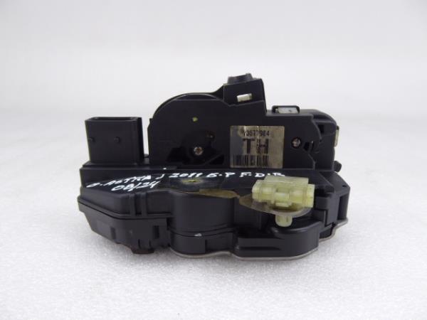 Front Right Door Lock OPEL Astra J Sports Tourer