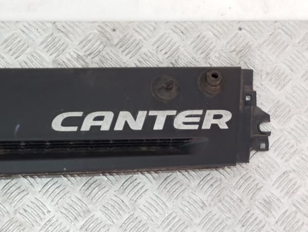 Pièce en plastique générique MITSUBISHI Canter (FB7, FB8, FE7, FE8) VII Imagem-1