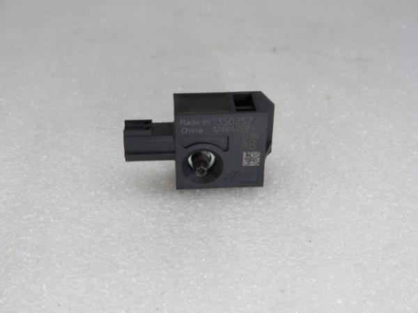 Sensor de impacto OPEL Astra J