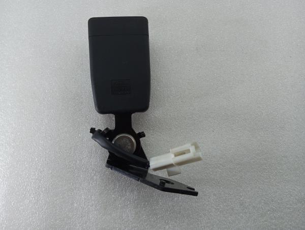 Left front seatbelt pretensioner MAZDA 6 Station Wagon (GJ, GL) Imagem-4