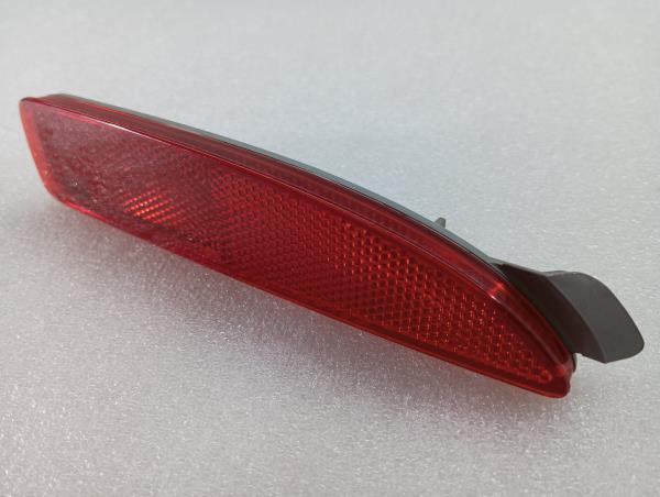 Riflettore posteriore destro MAZDA 6 Station Wagon (GJ, GL) Imagem-1